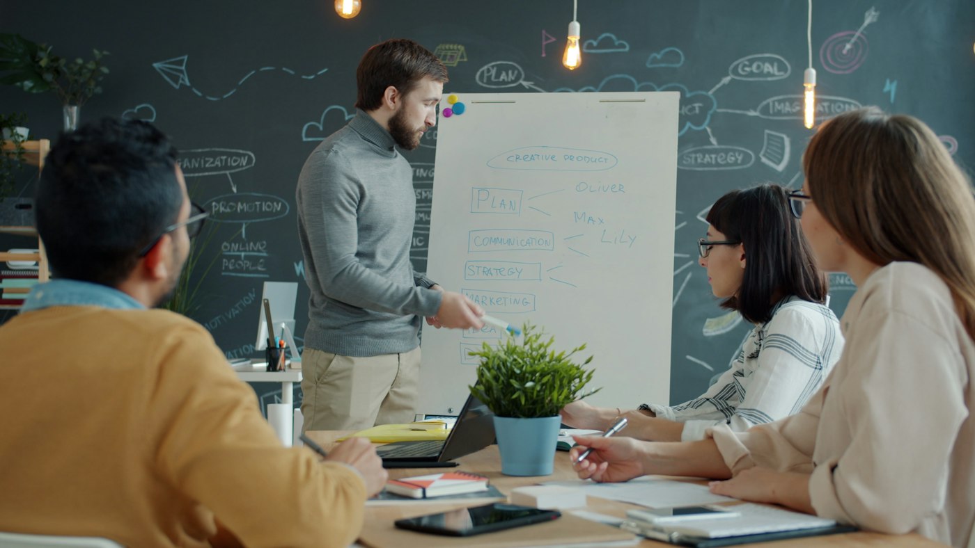 Cursos y talleres corporativos a medida — THA Academy